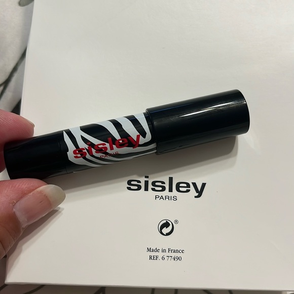 Sisley Other - New SISLEY PARIS Phyto-Lip Twist Matte #19 Ballet
Travel Size .03/1 gram